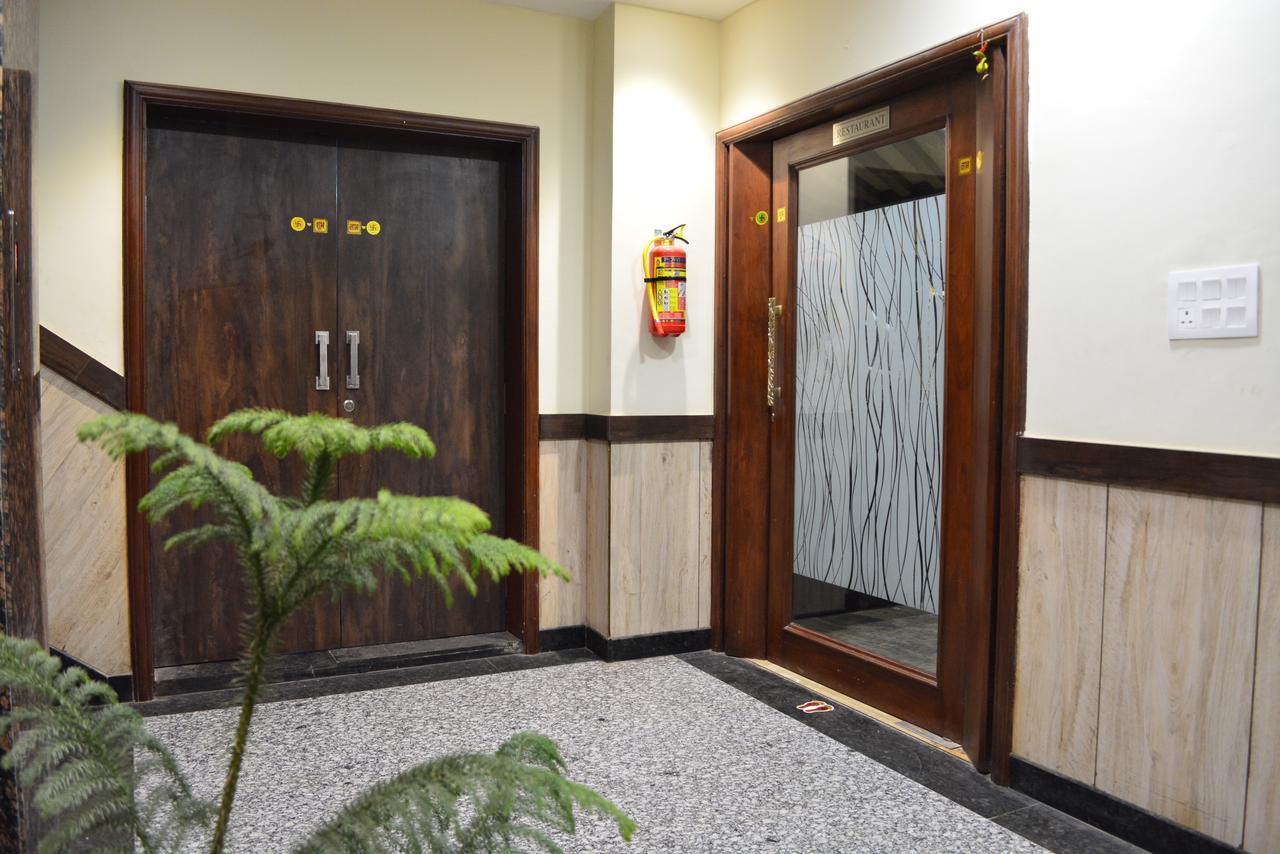 Hotel Desert Inn Barmer Exterior foto